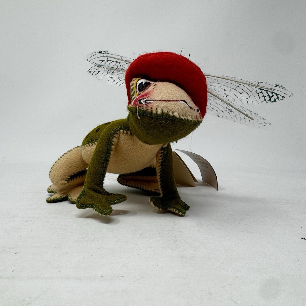 Annalee 10" Toni Toad with Dragonfly 241200 Tags Frog 1998 Vintage Animal